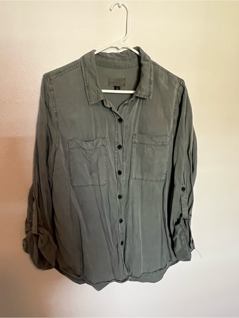 Universal Thread Green Button Up
